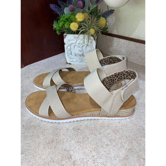 New Skechers BOBS Desert Kiss Sandals - Secret Picnic Size 10 - Picture 3 of 8
